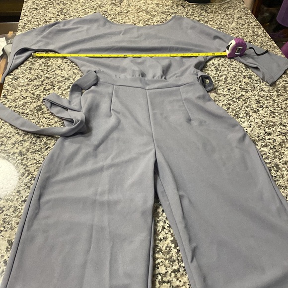 Elegant Gray Women's Jumpsuit - Picture 2 of 9